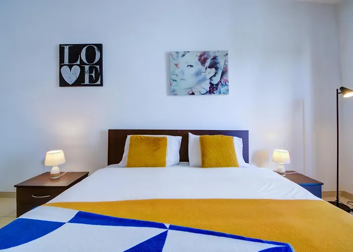 Prime Location, Modern Apartment In St Julian\'S, Paceville, Apt 8 By Vaganza
