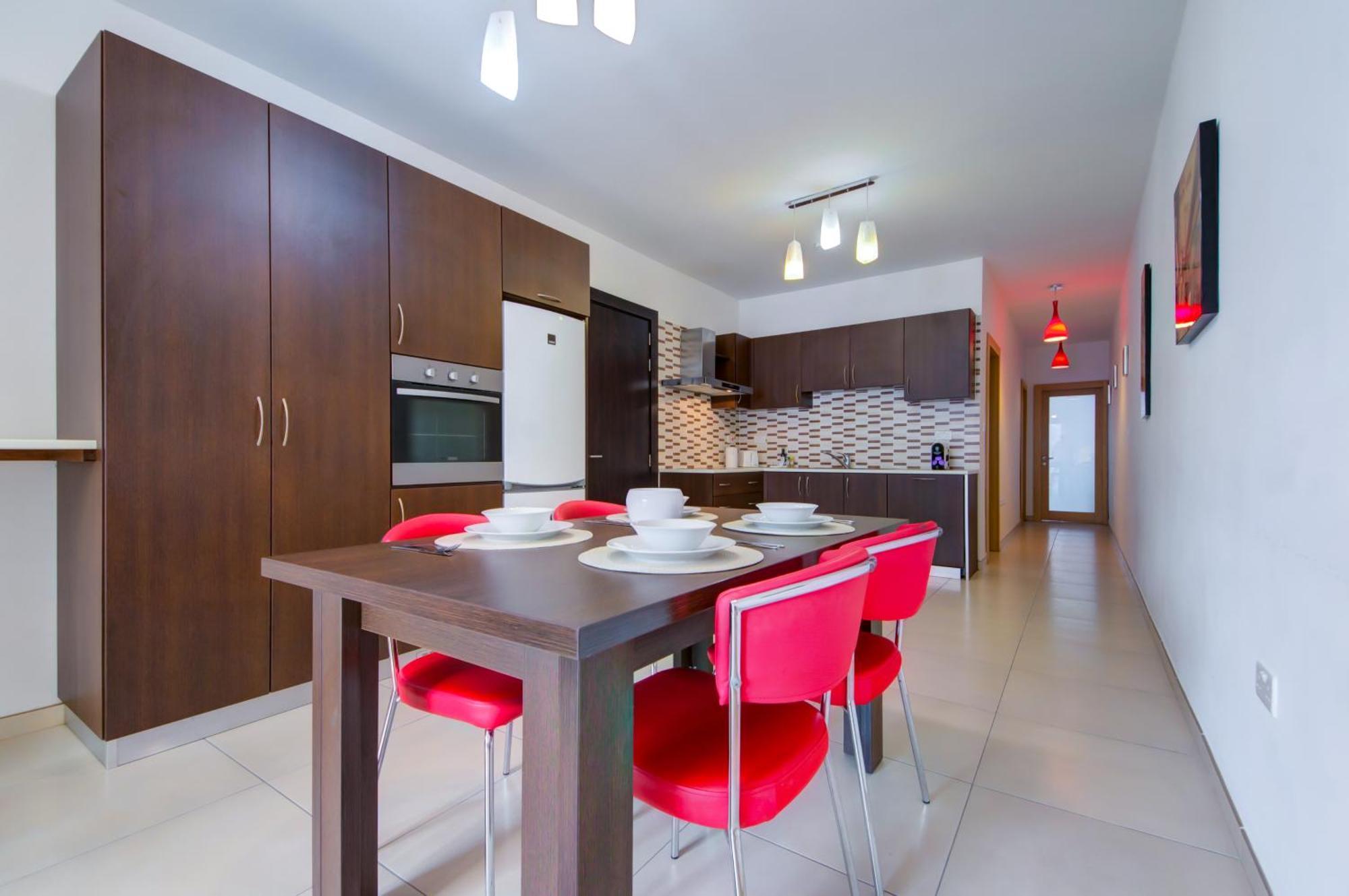 Prime Location, Modern In St Julian's, Paceville, 8 By Vaganza Апартаменты Сент Джулианс