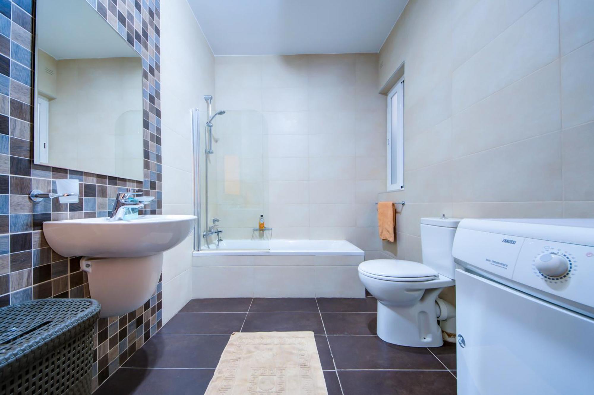 Prime Location, Modern In St Julian's, Paceville, 8 By Vaganza *